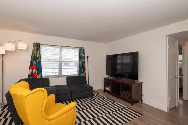 401 N J St #9, Lake Worth Beach, Florida 33460, image 1
