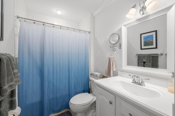 1433 Captains Walk #18d, Fort Pierce, Florida 34950, image 1