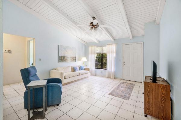 Tradewinds At Dos Lagos, 5 Via De Casas Norte, Boynton Beach, Florida 33426, image 2