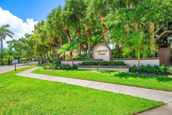 Cypress Cove Of Jupiter, 6990 Cypress Cove Cir, Jupiter, Florida 33458, image 2