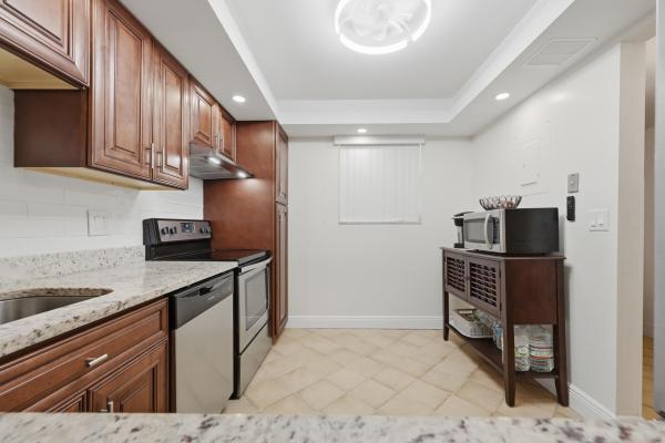 Holiday Springs, 3231 Holiday Springs Blvd #110, Margate, Florida 33063, image 2