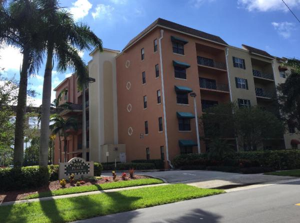 Park Place, 1610 Presidential Way #305, West Palm Beach, Florida 33401, image 2