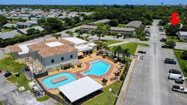 317 N Windsor N, West Palm Beach, Florida 33417, image 2