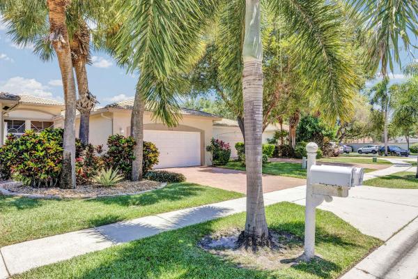 Palm Isles West, 9532 N Crescent View Dr Dr, Boynton Beach, Florida 33437, image 1