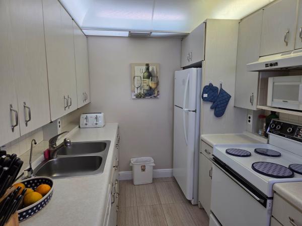 Newport, 4023 Newport H, Deerfield Beach, Florida 33442, image 3