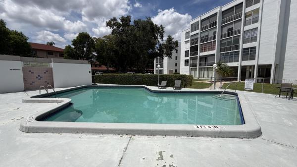 Plantation Royal, 6901 Cypress Rd #C14, Plantation, Florida 33317, image 3