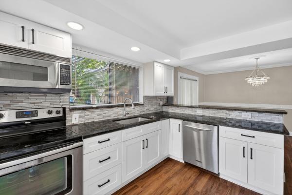 32 Wimbledon Lake Dr #221, Plantation, Florida 33324, image 1