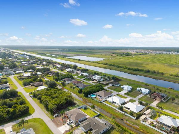 Crane Landing, 404 SW South Quick Cir, Port St. Lucie, Florida 34953, image 1