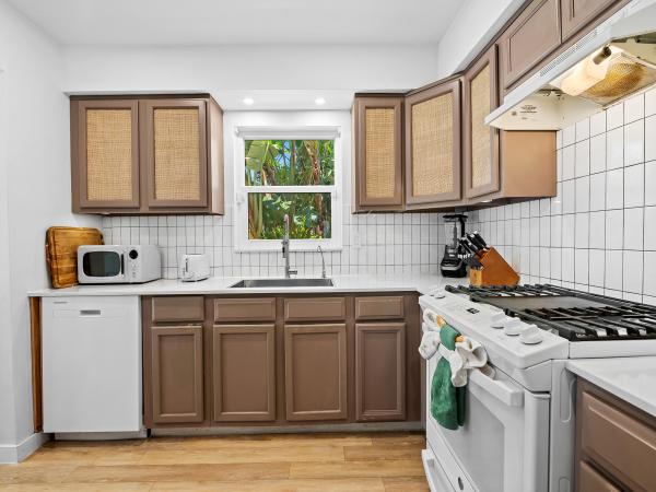 Coral Heights, 1521 NE 40th Ct, Oakland Park, Florida 33334, image 2