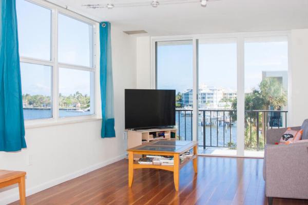 Croton Harbor, 301 Croton Ave #405, Lantana, Florida 33462, image 2