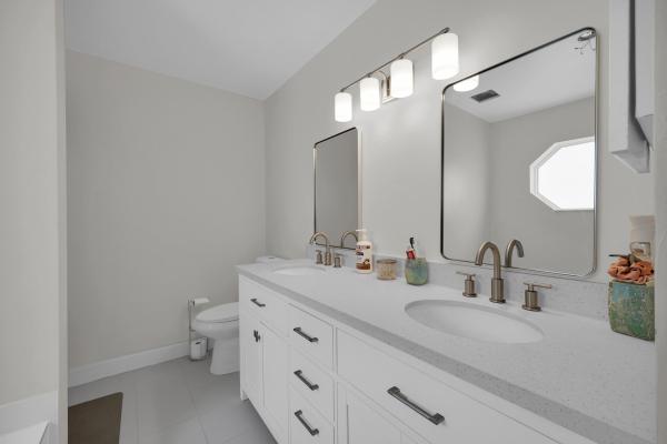 Hidden Oaks, 1950 SW Logwood Rd, Port St. Lucie, Florida 34953, image 1