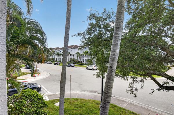 Vizcaya Lakes, 1690 Renaissance Commons Blvd #1219, Boynton Beach, Florida 33426, image 1