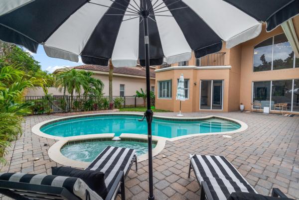 Wellington View, 544 Edgebrook Ln, West Palm Beach, Florida 33411, image 1