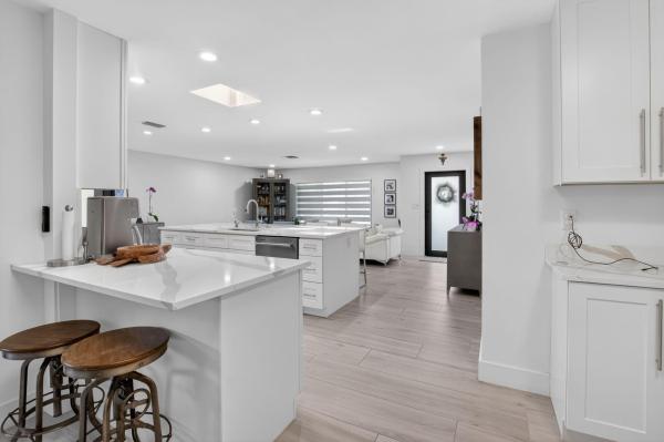 Tunison Palms, 658 NW 7th Ave, Boca Raton, Florida 33486, image 3