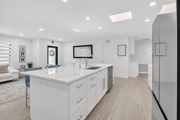 Tunison Palms, 658 NW 7th Ave, Boca Raton, Florida 33486, image 1