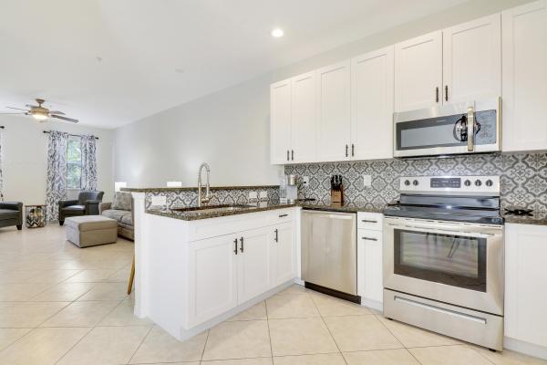 Strathmoor At Botanica, 123 E Thatch Palm Cir, Jupiter, Florida 33458, image 2