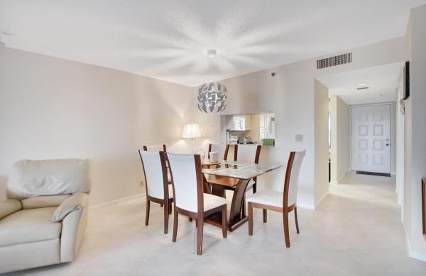 Huntington Lakes 5, 7310 Ashford Pl #405, Delray Beach, Florida 33446, image 1