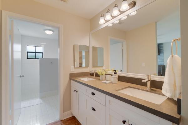 Wellington Place, 13547 Fountain View Blvd, Wellington, Florida 33414, image 2