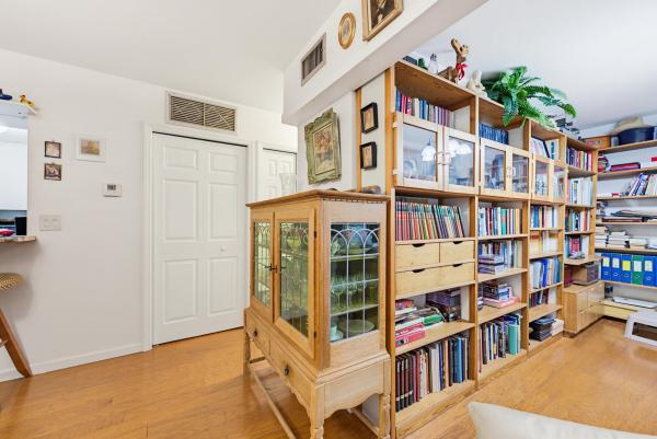 Holly House, 728 Ridge Rd #35, Lantana, Florida 33462, image 3