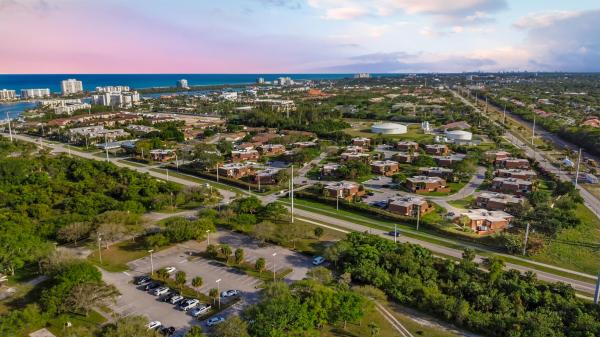 3900 SE County Line Rd #12c, Jupiter, Florida 33469, image 1
