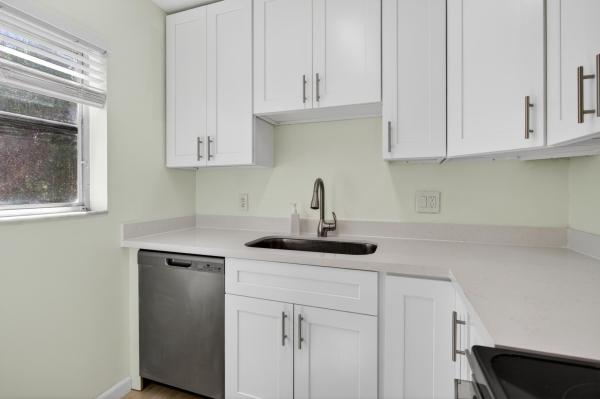 Crystal Lake 3930, 3930 Crystal Lake Dr #209, Deerfield Beach, Florida 33064, image 3