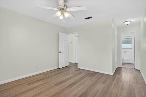 Crystal Lake 3930, 3930 Crystal Lake Dr #209, Deerfield Beach, Florida 33064, image 2