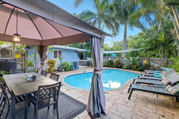 Lake Ridge, 1145 NE 17th Way #1-2, Fort Lauderdale, Florida 33304, image 2