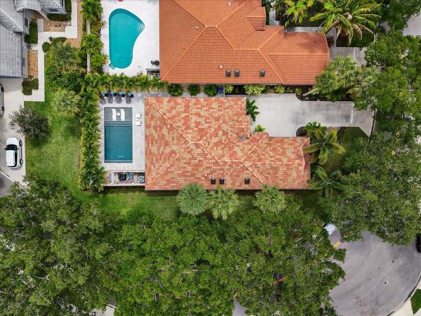 The Hamptons At Maplewood, 169 Hampton Cir, Jupiter, Florida 33458, image 1