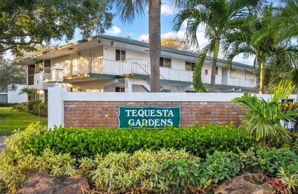 8 Garden St #106R, Tequesta, Florida 33469, image 1