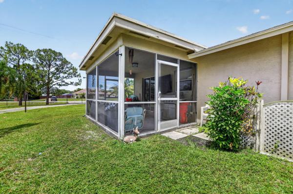 12206 Temple Blvd, West Palm Beach, Florida 33412, image 2