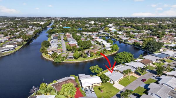 Mainlands Of Tamarac Lakes, 5907 NW 71st Ave, Tamarac, Florida 33321, image 3