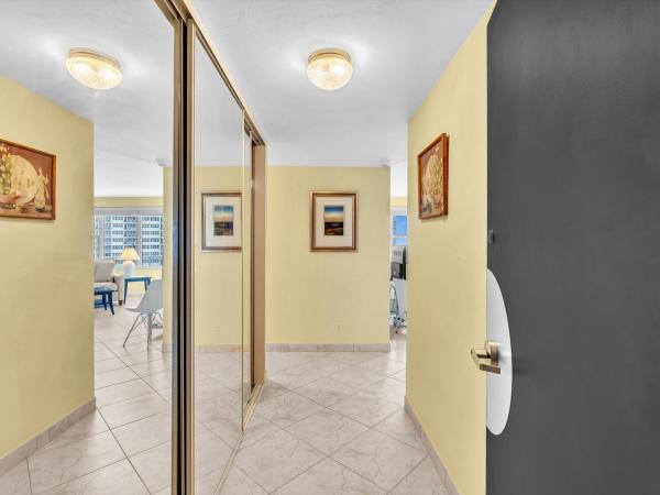 Coral Ridge Towers East, 3300 NE 36th St #721, Fort Lauderdale, Florida 33308, image 1