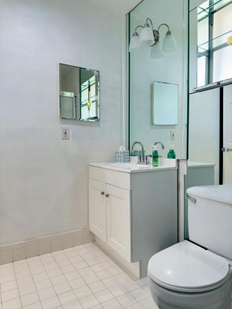 Azalea Court At Woodmont, 8765 Azalea Ct #204, Tamarac, Florida 33321, image 3