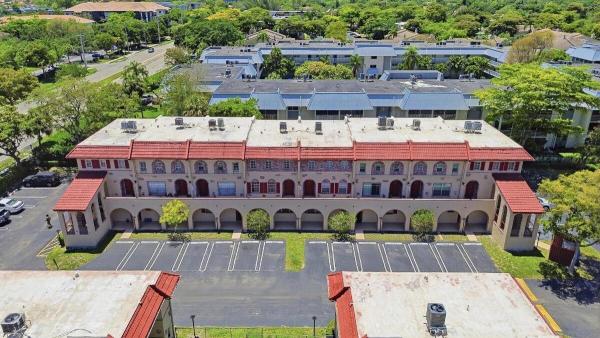Riverside Estates, 3050 N Riverside Dr #1a, Coral Springs, Florida 33065, image 2