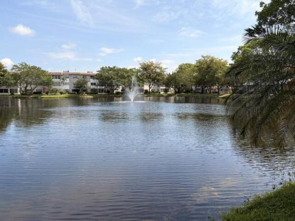 Dogwood Gardens, 5103 NW 35th St #401, Lauderdale Lakes, Florida 33319, image 2