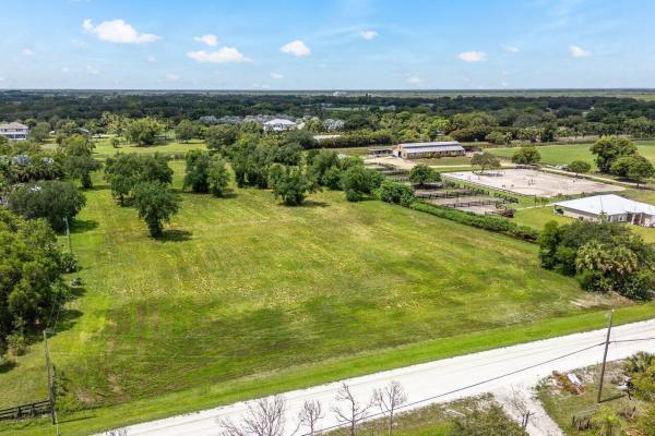 Rustic Ranches Estates, 16526 Hollow Tree Ln, Wellington, Florida 33470, image 1