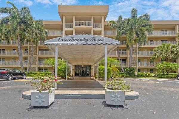 Cypress Grove At Palm-Aire, 804 Cypress Grove Ln #202, Pompano Beach, Florida 33069, image 1