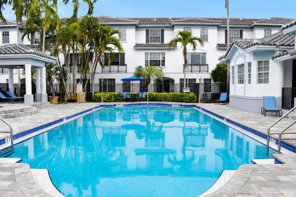 Villas De Tuscany, 711 SW 148th Ave #403, Sunrise, Florida 33325, image 3
