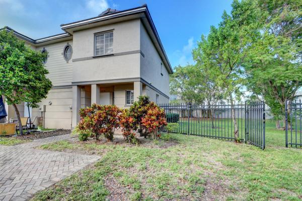 2036 Marsh Harbor Dr, West Palm Beach, Florida 33404, image 1