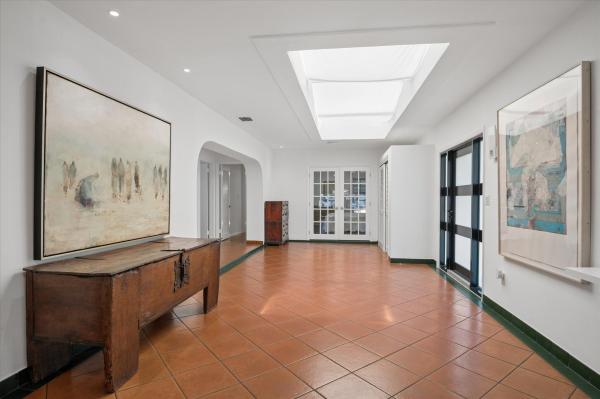 Venice, 325 Coconut Isle Dr, Fort Lauderdale, Florida 33301, image 1