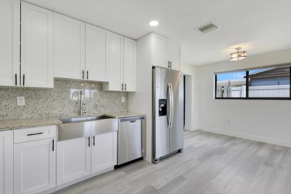 Palm Beach Square, 9291 Bloomfield Dr, Palm Beach Gardens, Florida 33410, image 1