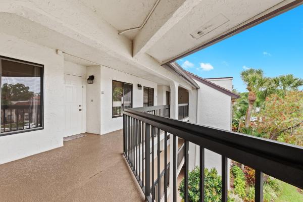5380 Cedar Lake Dr #304, Boynton Beach, Florida 33437, image 1