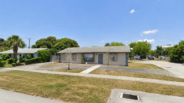 399 SW 14th St, Deerfield Beach, Florida 33441, image 1
