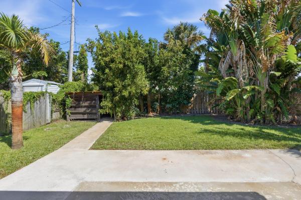 Palm Beach Gardens Estates, 365 Garden Blvd, Palm Beach Gardens, Florida 33410, image 1