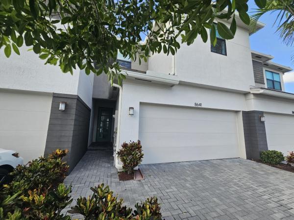 Polo Legacy, 8641 Antarus Dr, Lake Worth, Florida 33467, image 3