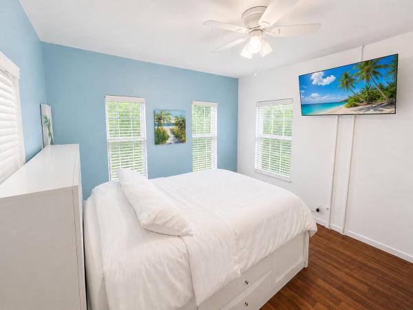 Kelsey City, 429 Greenbriar Dr, Lake Park, Florida 33403, image 1