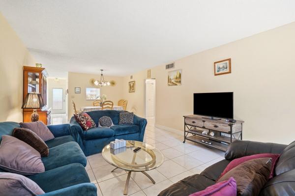 Portofino Village, 3201 Portofino Pt #E3, Coconut Creek, Florida 33066, image 3