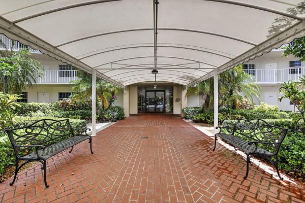 Palm-Aire Country Club 6, 3900 Oaks Clubhouse Dr #410, Pompano Beach, Florida 33069, image 2