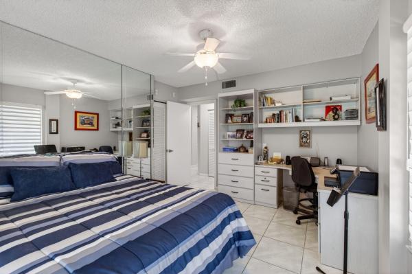 10174 Mangrove Dr #201, Boynton Beach, Florida 33437, image 1