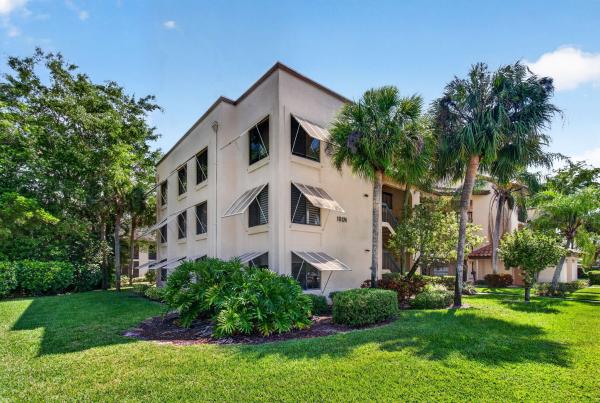 10174 Mangrove Dr #201, Boynton Beach, Florida 33437, image 1
